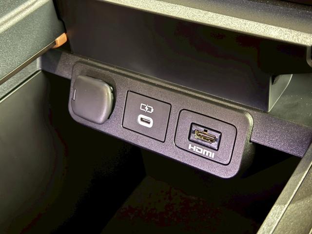 ヴェルファイアハイブリッド Z プレミア 内装茶革 モデリスタエアロ 13.2型後席モニター デジタルミラー スペアタイヤ 左右独立ムーンルーフ トヨタチームメイト 置くだけ充電 パノラミックビュー HDMI端子 HUD BSM ETC2.0(71枚目)