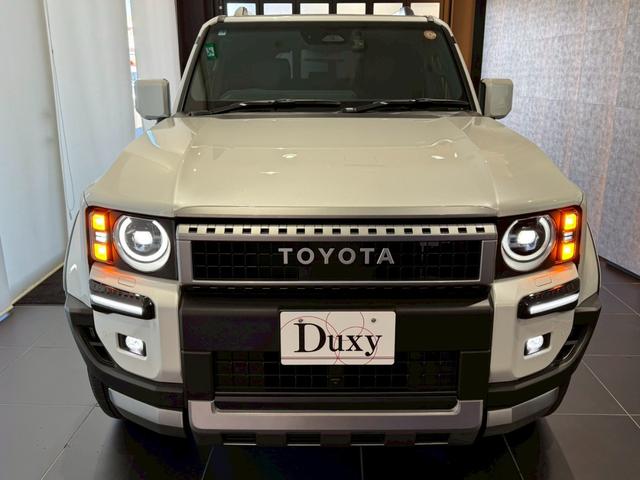 ランドクルーザー２５０ ＶＸ　丸目ヘッドライト　モデリスタパッケージ　モデリスタシグネチャーイルミブレードモデリスタリヤスポイラー　モデリスタオーバーフェンダー　ルーフレール　サンルーフ　ビルトインＥＴＣ　トヨタチームメイト（19枚目）