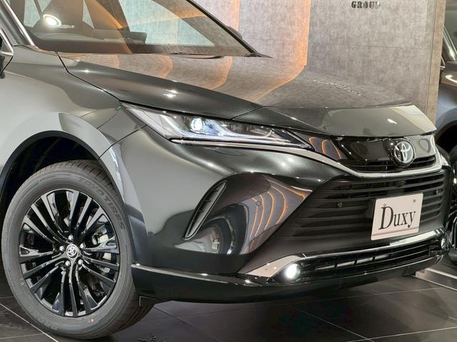 ハリアーハイブリッド Z レザーパッケージ・ナイトシェード パノラマルーフ 寒冷地仕様 シートヒーター シートクーラー パノラミックビューモニターデジタルインナーミラー パワーバックドア 置くだけ充電 ビルトインETC オートハイビームAC100Vコンセント(5枚目)