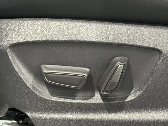 クラウンスポーツ Z パノラマルーフ トヨタチームメイト パノラミックビューカメラ トヨタチームメイト シートヒーター シートクーラー ステアリングヒーター パーキングアシスト レーダークルーズコントロール BSM ETC(48枚目)