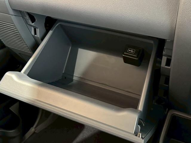 ランドクルーザー70 AX 7インチナビ バックカメラ ETC クルーズコントロール コンビステアリング デフロック セーフティセンス 誤発信防止 LEDヘッドライト オートハイビーム パワーウィンドウ ステアリングスイッチ(62枚目)