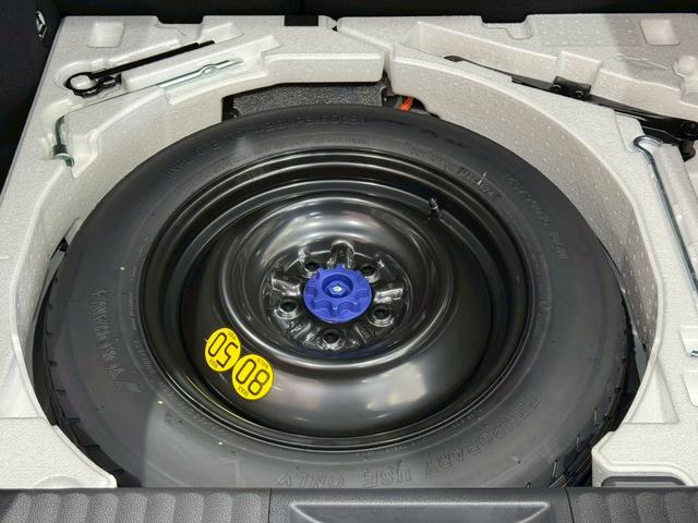 プリウス Z モデリスタエアロ シグネチャーイルミブレード モデリスタ19インチアルミホイール パノラミックビューカメラ デジタルミラー ビルトインETC シートヒーター シートクーラー 純正12.3ナビ 安全装置(38枚目)