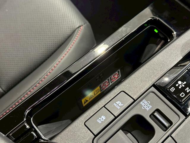 プリウス Z モデリスタエアロ シグネチャーイルミブレード モデリスタ19インチアルミホイール パノラミックビューカメラ デジタルミラー ビルトインETC シートヒーター シートクーラー 純正12.3ナビ 安全装置(57枚目)