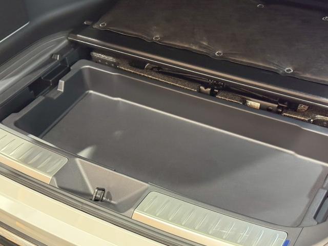 ハリアーハイブリッド Z レザーパッケージ モデリスタエアロ 調光パノラマルーフ パノラミックビューカメラ デジタルミラー JBLプレミアムサウンド パワーバックドア ビルトインETC ステアリングヒーター シートクーラー シートヒーター(34枚目)