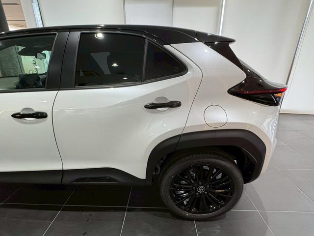 ヤリスクロス ハイブリッドZ ウルバーノ 登録済み未使用車 チームメイト パノラミックビュー パワーバックドア ステアリングヒーター シートヒータ ベンチレーション HDMI端子 純正DAナビ フルセグTV BSM ETC2.0 純正18AW(26枚目)