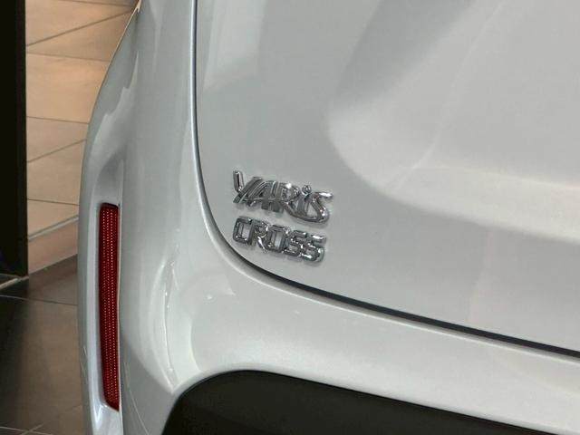 ヤリスクロス ハイブリッドZ ウルバーノ 登録済み未使用車 チームメイト パノラミックビュー パワーバックドア ステアリングヒーター シートヒータ ベンチレーション HDMI端子 純正DAナビ フルセグTV BSM ETC2.0 純正18AW(36枚目)