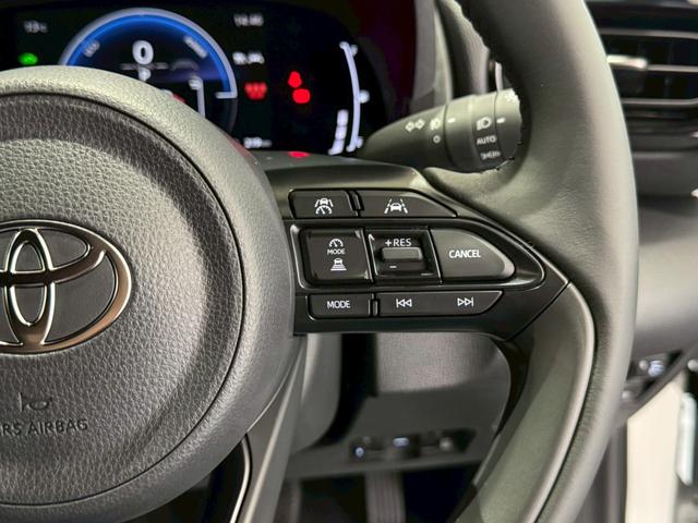 ヤリスクロス ハイブリッドZ ウルバーノ 登録済み未使用車 チームメイト パノラミックビュー パワーバックドア ステアリングヒーター シートヒータ ベンチレーション HDMI端子 純正DAナビ フルセグTV BSM ETC2.0 純正18AW(59枚目)