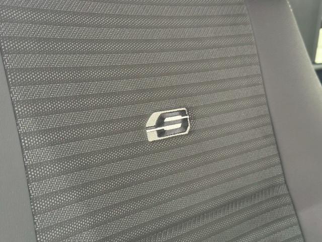 ハイエースバン ロングスーパーGL ダークプライムS ディーゼルターボ 20thスカッフプレート パノラミックビューカメラ 純正OPアルミホイール ダークプライムS専用フロントシート デジタルミラー AC100Vコンセント LEDヘッドライト 安全装置(62枚目)