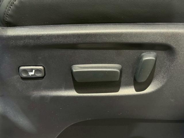 アルファード ２．５Ｓ　Ｃパッケージ　モデリスタエアロ　シグネチャーイルミブレード　デジタルミラー　後席モニター　１０インチナビ　ＣＤ／ＤＶＤ　ＴＶキャンセラー　ビルトインＥＴＣ　純正ドラレコ　バックカメラ　シートヒーター　シートクーラー（52枚目）