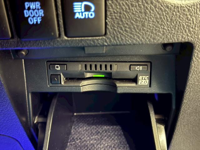 アルファード ２．５Ｓ　Ｃパッケージ　モデリスタエアロ　シグネチャーイルミブレード　デジタルミラー　後席モニター　１０インチナビ　ＣＤ／ＤＶＤ　ＴＶキャンセラー　ビルトインＥＴＣ　純正ドラレコ　バックカメラ　シートヒーター　シートクーラー（77枚目）