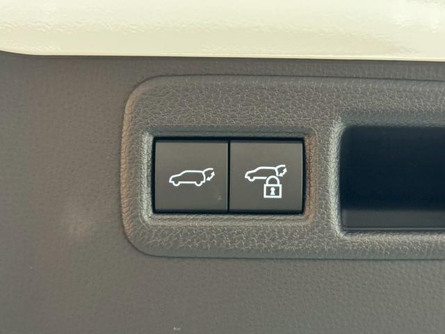 ���X�����̃K���X�R�[�e�B���O�����p�ӂ��Ă���܂��I���Ђ̃e�X�g�ɍ��i�����{�H�Ǝԗl�ɂ���Ď{�s����܂��̂ŁA���̍����d�オ��ɂȂ��Ă���܂��I�g�b�v�E�t�����g�K���X�E�z�C�[���̃R�[�e�B���O�����̂��ł�