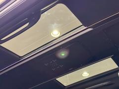 メーカーオプションのサンルーフ☆彡快適なドライブをお楽しみください♪この度は、当店の車両をご検討頂きありがとうございます。お客様の特別なお車を特別な金利、世界に一つのお車をご用意させていただきます！！ 4