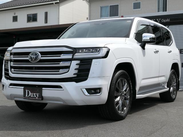 TOYOTA LAND CRUISER ZX | 2024 | PEARL WHITE | 8900 km