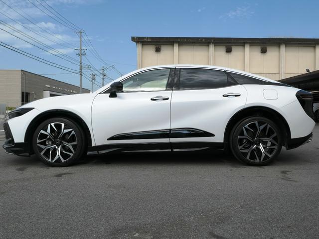 クラウンクロスオーバー Ｇアドバンスド・レザーパッケージ　モデリスタ　パノラミックビューモニター　ブラインドスポットモニター　ＡＣ１００Ｖ１５００Ｗ　ＥＴＣ２．０車載器　パワーシート　シートメモリー　パワーバックドア　シートエアコン　　デジタルインナーミラー（9枚目）