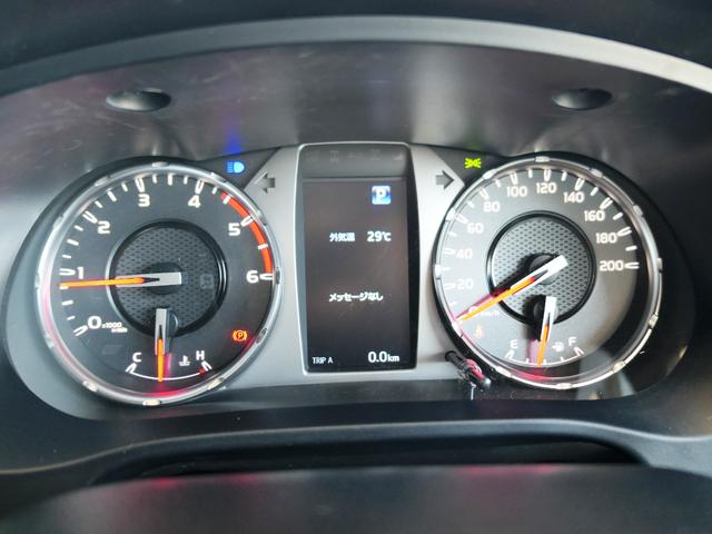 ハイラックス Ｚ　ＧＲスポーツ　ＥＴＣ２．０車載器　ドライブレコーダー　ベッドライナー　幌　パノラミックビューモニター　ナビ　クリアランスソナー　サイドバイザー　ドアハンドルプロテクター　専用グリル　アルミペダル　オーバーフェンダー（48枚目）