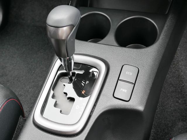 ハイラックス Ｚ　ＧＲスポーツ　パノラミックビューモニター　ＥＴＣ　ブレーキキャリパー（レッド）　専用１８インチアルミホイール　専用グリル　クリアランスソナー　オーバーフェンダー　パワーシート　アルミペダル　ドアハンドルプロテクター（58枚目）