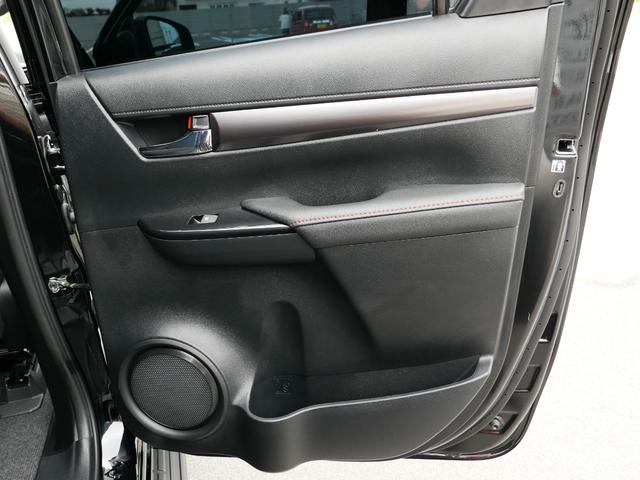 ハイラックス Ｚ　ＧＲスポーツ　パノラミックビューモニター　ＥＴＣ　ブレーキキャリパー（レッド）　専用１８インチアルミホイール　専用グリル　クリアランスソナー　オーバーフェンダー　パワーシート　アルミペダル　ドアハンドルプロテクター（66枚目）