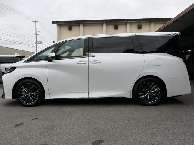 TOYOTA VELLFIRE HYBRID Z PREMIER