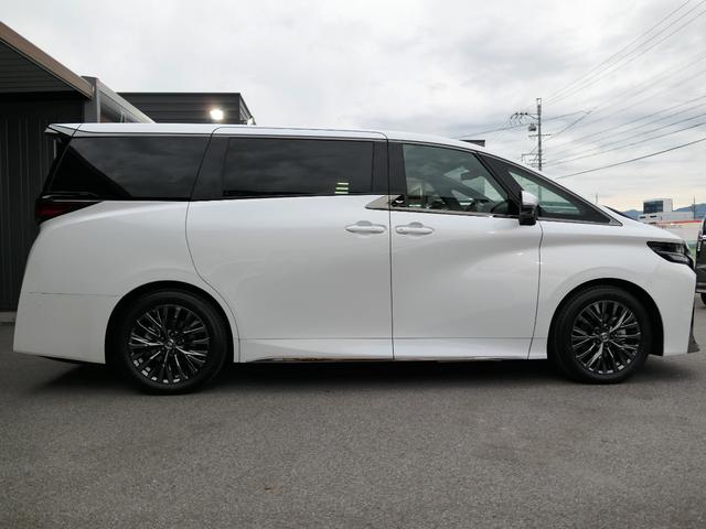 TOYOTA VELLFIRE HYBRID Z PREMIER
