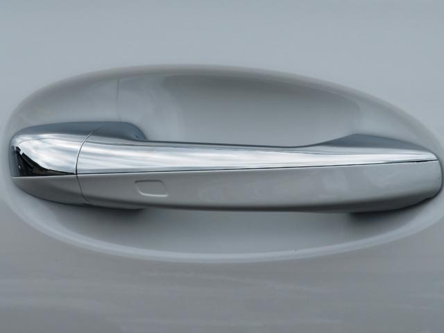 GLE GLE450d 4マチックスポーツ パナメリカーナグリル 前後ドライブレコーダー パノラミックビューモニター サンルーフ フロアマット ETC2.0車載器 シートヒーター シートエアコン シートメモリー フルセグTV  パワーバックドア(31枚目)