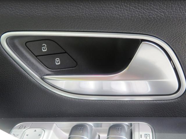 GLE GLE450d 4マチックスポーツ パナメリカーナグリル 前後ドライブレコーダー パノラミックビューモニター サンルーフ フロアマット ETC2.0車載器 シートヒーター シートエアコン シートメモリー フルセグTV  パワーバックドア(48枚目)