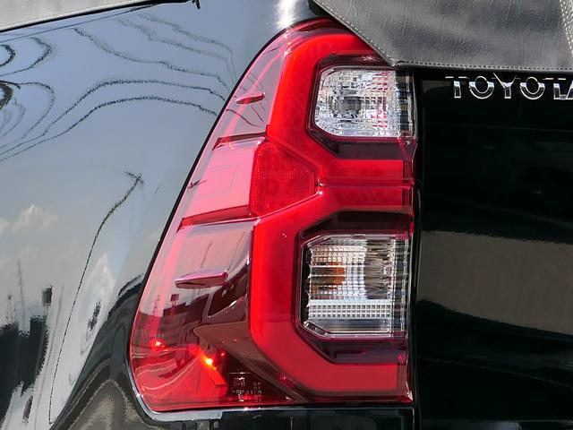 TOYOTA HILUX Z GR SPORT