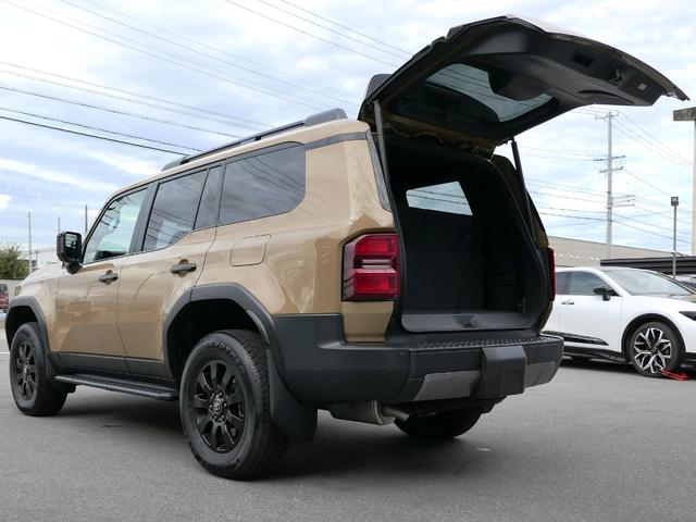 TOYOTA LAND CRUISER 250 VX FIRST EDITION