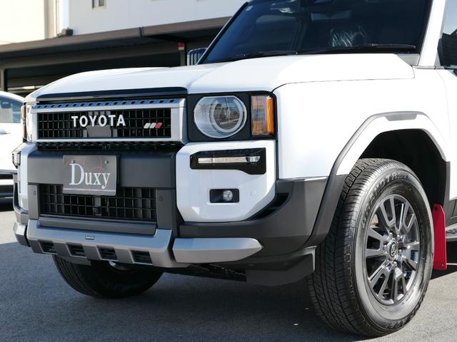 ランドクルーザー２５０ ＶＸ　フロントバンパーガード　オーバーフェンダー　丸目ヘッドランプ　ルーフラック　マッドフラップ　デジタルインナーミラー　パノラミックビューモニター　シートヒーター　シートエアコン　パワーバックドア　ＥＴＣ（9枚目）