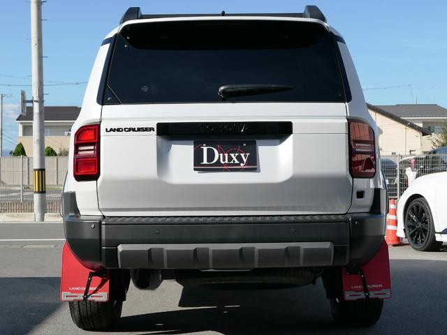ランドクルーザー２５０ ＶＸ　フロントバンパーガード　オーバーフェンダー　丸目ヘッドランプ　ルーフラック　マッドフラップ　デジタルインナーミラー　パノラミックビューモニター　シートヒーター　シートエアコン　パワーバックドア　ＥＴＣ（24枚目）