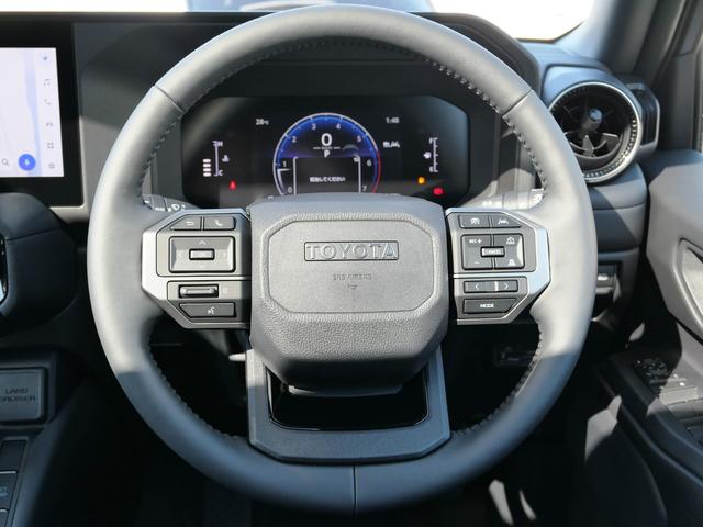 ランドクルーザー２５０ ＶＸ　フロントバンパーガード　オーバーフェンダー　丸目ヘッドランプ　ルーフラック　マッドフラップ　デジタルインナーミラー　パノラミックビューモニター　シートヒーター　シートエアコン　パワーバックドア　ＥＴＣ（42枚目）