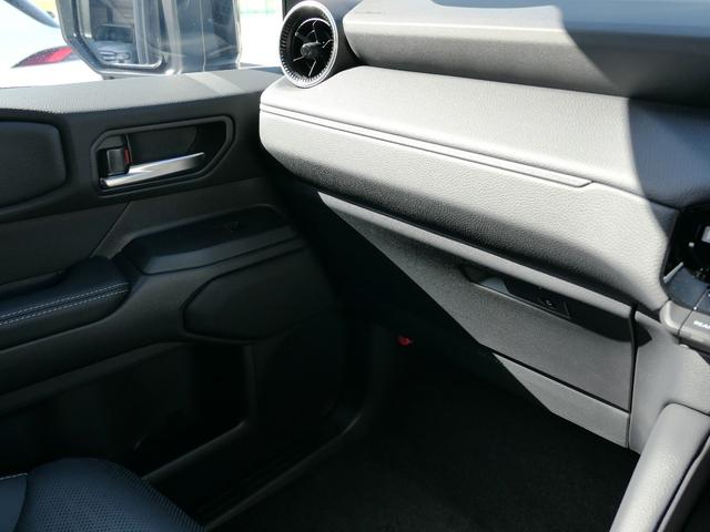 ランドクルーザー２５０ ＶＸ　フロントバンパーガード　オーバーフェンダー　丸目ヘッドランプ　ルーフラック　マッドフラップ　デジタルインナーミラー　パノラミックビューモニター　シートヒーター　シートエアコン　パワーバックドア　ＥＴＣ（57枚目）