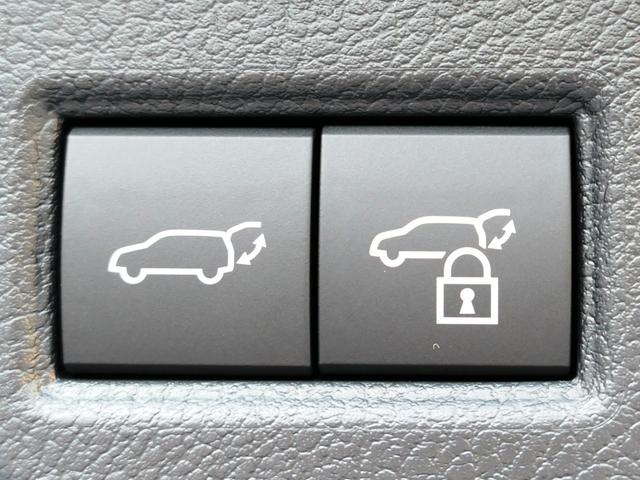 ハリアーハイブリッド Z レザーパッケージ・ナイトシェード 調光パノラマルーフ アクセサリーコンセント 1500W デジタルインナーミラー パノラミックビューモニター 置くだけ充電 ハンズフリーパワーバックドア シートヒーター シートエアコン JBL  ETC(19枚目)