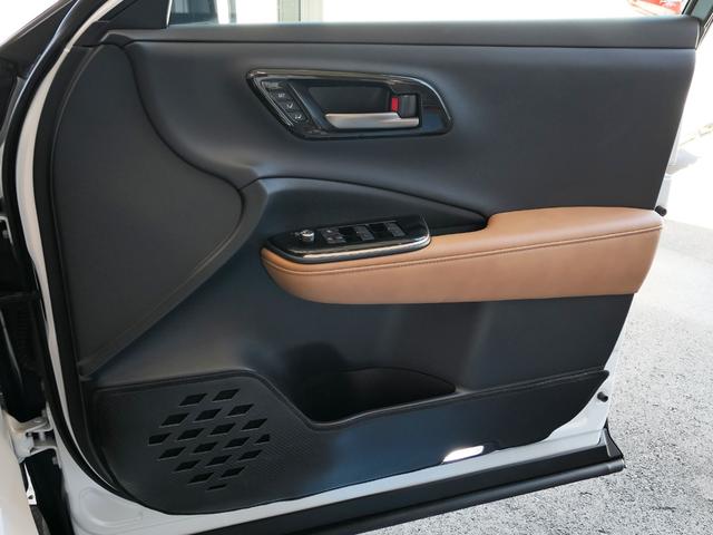 クラウンスポーツ Z 運転席・助手席ドリンクホルダー パノラミックビューモニター ブラインドスポットモニター デジタルミラー ハンズフリーパワーバックドア シートメモリー シートヒーター パワーシート 1500W電源 TV(41枚目)