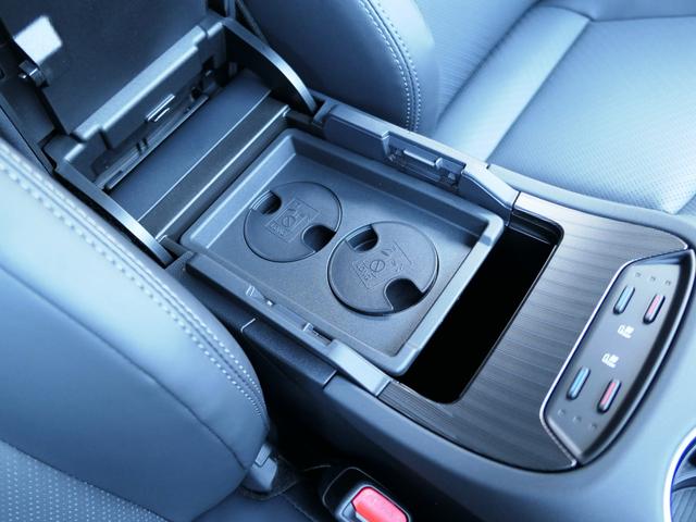 ハリアーハイブリッド Z レザーパッケージ・ナイトシェード 調光パノラマルーフ アクセサリーコンセント 1500W デジタルインナーミラー パノラミックビューモニター 置くだけ充電 ハンズフリーパワーバックドア シートヒーター シートエアコン JBL ETC(55枚目)