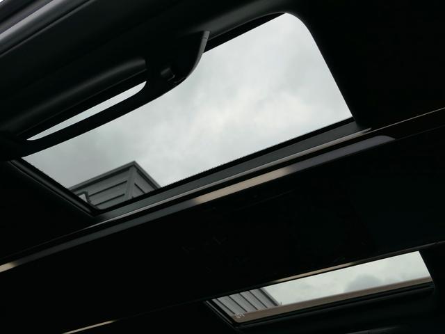 アルファードハイブリッド Z 左右独立ムーンルーフ デジタルインナーミラー 前後ドライブレコーダー サイドバイザー ETC2.0 パノラミックビューモニター ブラインドスポットモニター シートヒーター シートエアコン 置くだけ充電(61枚目)