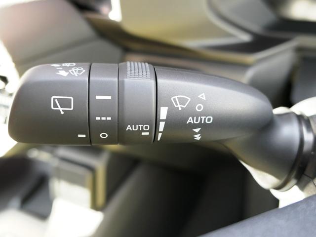 ランドクルーザー２５０ ＶＸファーストエディション　ヒッチメンバー　丸目型ＬＥＤヘッドランプ　　デジタルインナーミラー　ムーンルーフ　パノラミックビューモニター　ＥＴＣ２．０車載器　フルセグＴＶ　シートエアコン　シートヒーター　パワーバックドア　ＢＳＭ（42枚目）