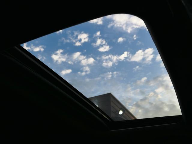 ランドクルーザー２５０ ＶＸファーストエディション　ヒッチメンバー　丸目型ＬＥＤヘッドランプ　　デジタルインナーミラー　ムーンルーフ　パノラミックビューモニター　ＥＴＣ２．０車載器　フルセグＴＶ　シートエアコン　シートヒーター　パワーバックドア　ＢＳＭ（61枚目）