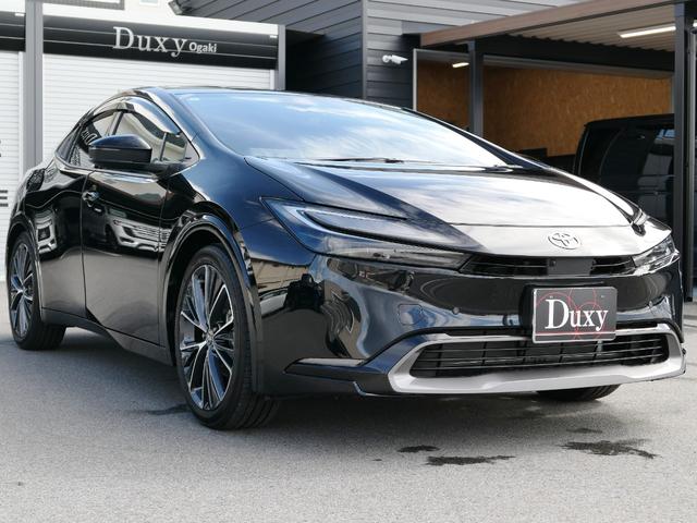 プリウス Ｚ　デジタルインナーミラー　スペアタイヤ　　サイドバイザー　パノラミックビューモニター　パワーシート　パワーバックドア　シートメモリー　ブラインドスポットモニター　ＥＴＣ２．０車載器　フルセグＴＶ　赤内装（30枚目）