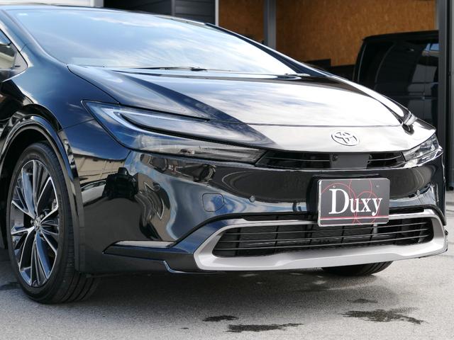 プリウス Ｚ　デジタルインナーミラー　スペアタイヤ　　サイドバイザー　パノラミックビューモニター　パワーシート　パワーバックドア　シートメモリー　ブラインドスポットモニター　ＥＴＣ２．０車載器　フルセグＴＶ　赤内装（31枚目）