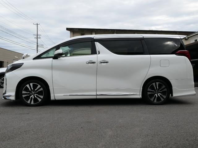 アルファード ２．５Ｓ　Ｃパッケージ　アルパインナビ　アルパイン後席モニター　ツインムーンルーフ　デジタルインナーミラー　モデリスタフルエアロ　サイドバイザー　ブラインドスポットモニター　ＥＴＣ車載器　ＴＶ　バックカメラ　　シートエアコン（10枚目）