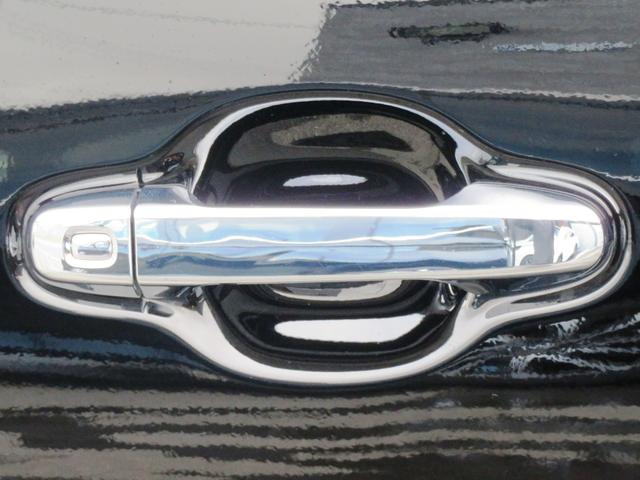 アルファード ２．５Ｓ　Ｃパッケージ　ツインムーンルーフ　デジタルインナーミラー　前後ドライブレコーダー　バックカメラ　ブラインドスポットモニター　シートメモリー　パワーシート　パワーバックドア　サイドバイザー　ＥＴＣ２．０　　ナビキット（14枚目）