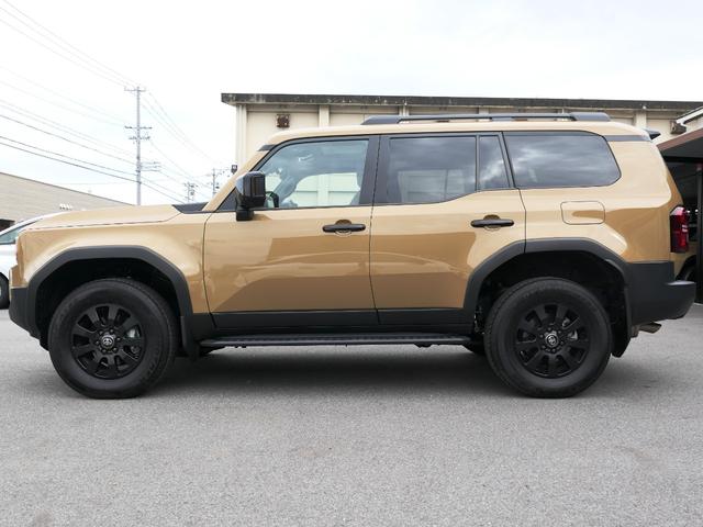 ランドクルーザー２５０ ＶＸファーストエディション　丸目ヘッドランプ　デジタルインナーミラー　ムーンルーフ　ルーフレール　パノラミックビューモニター　ブラインドスポットモニター　シートヒーター　パワーバックドア　トヨタチームメイト　　ドライブレコーダー（9枚目）