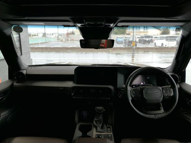 ランドクルーザー２５０ ＶＸファーストエディション　丸目ヘッドランプ　デジタルインナーミラー　ムーンルーフ　ルーフレール　パノラミックビューモニター　ブラインドスポットモニター　シートヒーター　パワーバックドア　トヨタチームメイト　　ドライブレコーダー（36枚目）