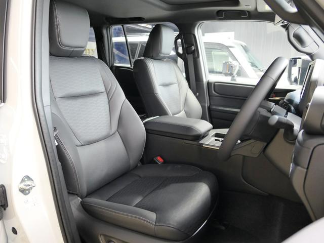 ランドクルーザー２５０ ＶＸ　チルト＆スライド電動ムーンルーフ　デジタルインナーミラー　パノラミックビューモニター　ＥＴＣ２．０　ルーフレール　前後ドライブレコーダー　シートヒーター　シートエアコン　パワーバックドア　パワーシート（41枚目）