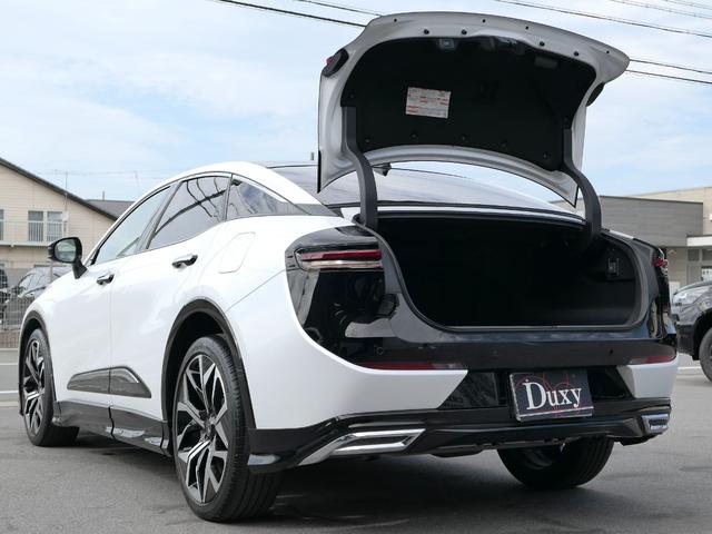 クラウンクロスオーバー Ｇアドバンスド・レザーパッケージ　モデリスタ　パノラミックビューモニター　ブラインドスポットモニター　ＡＣ１００Ｖ１５００Ｗ　ＥＴＣ２．０車載器　パワーシート　シートメモリー　パワーバックドア　シートエアコン　　デジタルインナーミラー（17枚目）