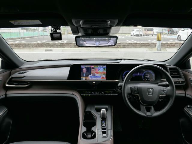 クラウンクロスオーバー Ｇアドバンスド・レザーパッケージ　モデリスタ　パノラミックビューモニター　ブラインドスポットモニター　ＡＣ１００Ｖ１５００Ｗ　ＥＴＣ２．０車載器　パワーシート　シートメモリー　パワーバックドア　シートエアコン　　デジタルインナーミラー（30枚目）