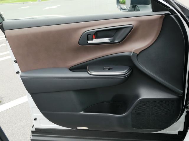 クラウンクロスオーバー Ｇアドバンスド・レザーパッケージ　モデリスタ　パノラミックビューモニター　ブラインドスポットモニター　ＡＣ１００Ｖ１５００Ｗ　ＥＴＣ２．０車載器　パワーシート　シートメモリー　パワーバックドア　シートエアコン　　デジタルインナーミラー（59枚目）