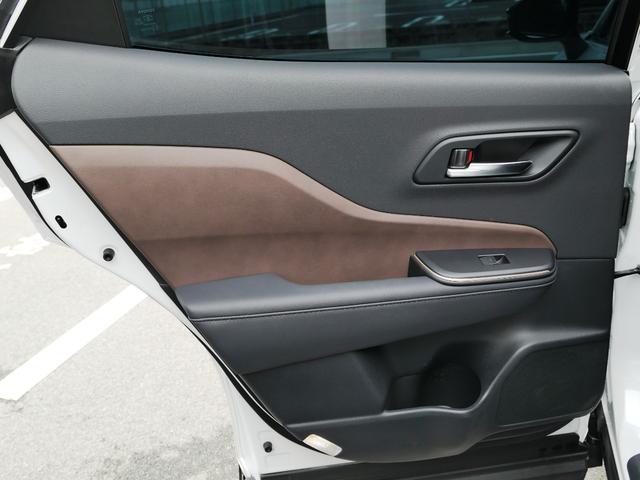 クラウンクロスオーバー Ｇアドバンスド・レザーパッケージ　モデリスタ　パノラミックビューモニター　ブラインドスポットモニター　ＡＣ１００Ｖ１５００Ｗ　ＥＴＣ２．０車載器　パワーシート　シートメモリー　パワーバックドア　シートエアコン　　デジタルインナーミラー（65枚目）