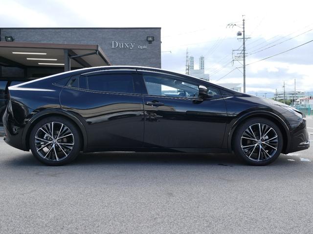 プリウス Z デジタルインナーミラー スペアタイヤ 12.3インチDA サイドバイザー パノラミックビューモニター パワーシート パワーバックドア シートメモリー ブラインドスポットモニター ETC2.0 赤内装(24枚目)