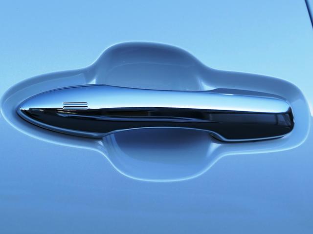 アルファードハイブリッド Z サンルーフ デジタルインナーミラー トヨタチームメイト スペアタイヤ モデリスタフルエアロ サイドバイザー ETC2.0車載器 両側パワースライドドア パワーバックドア 1500W TV パワーシート(11枚目)